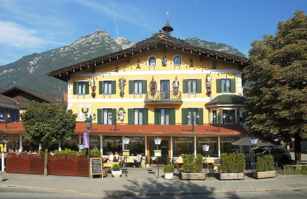 阿特拉斯帕斯特酒店 加爾米施-帕滕基興 外观 照片